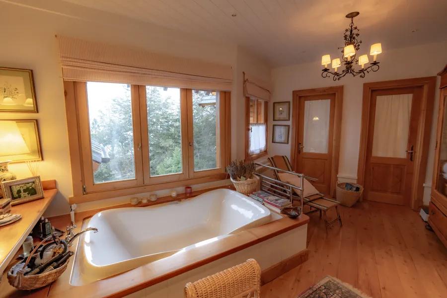 Milla Hue in Villa La Angostura